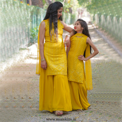 buy ethnic wear for mother and daughter