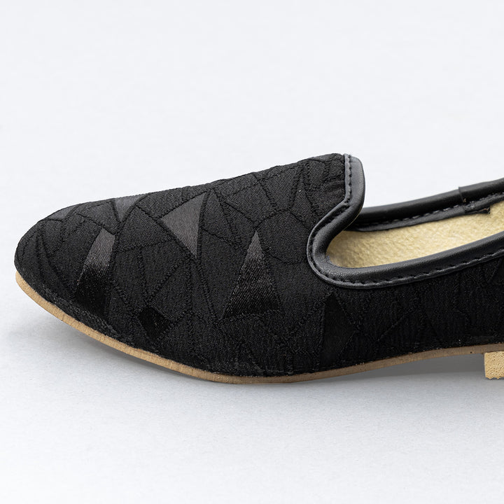 Black Slip On Ethnic Boys Mojaris Close Up 