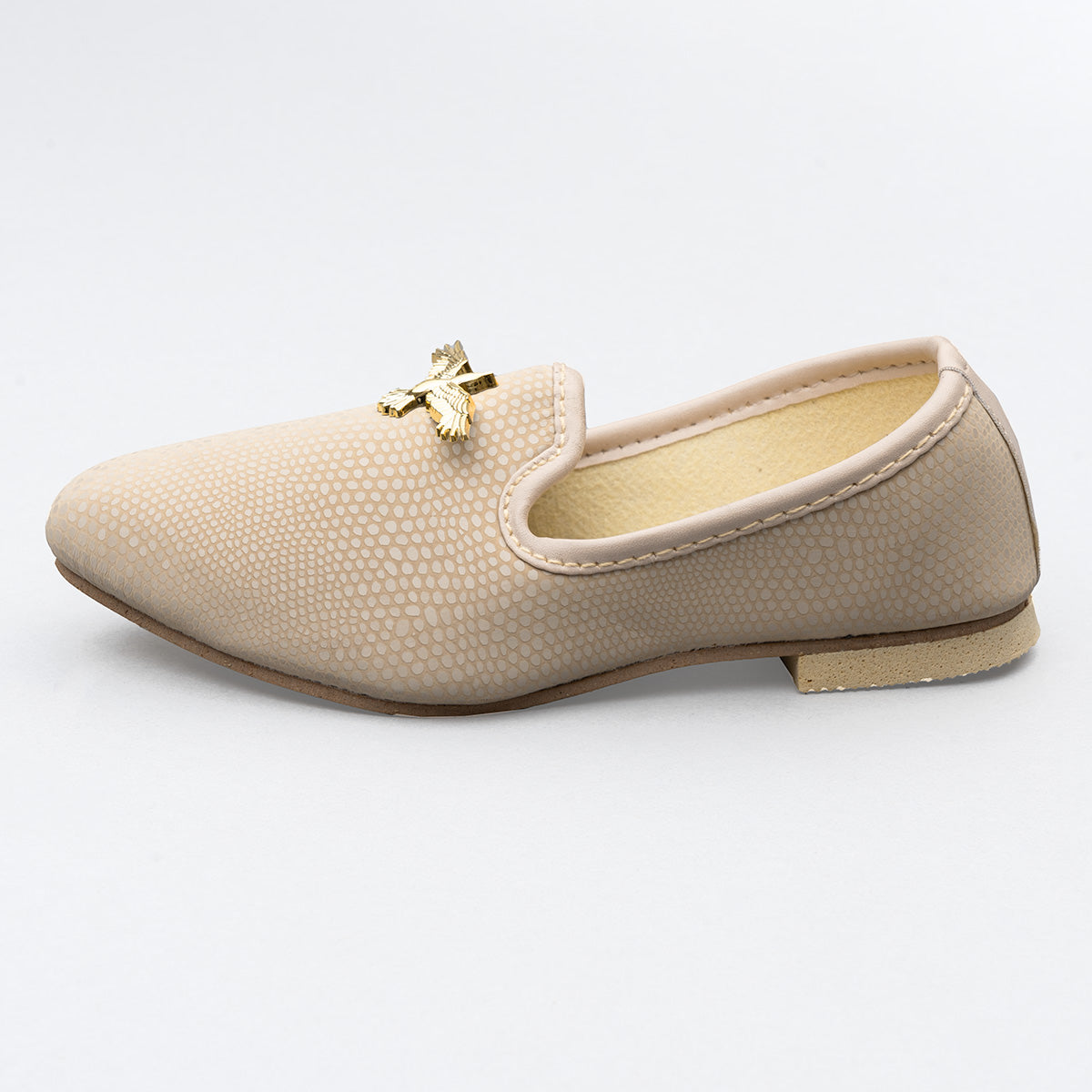Cream Classic Design Boys Mojri with Eagle Brooch