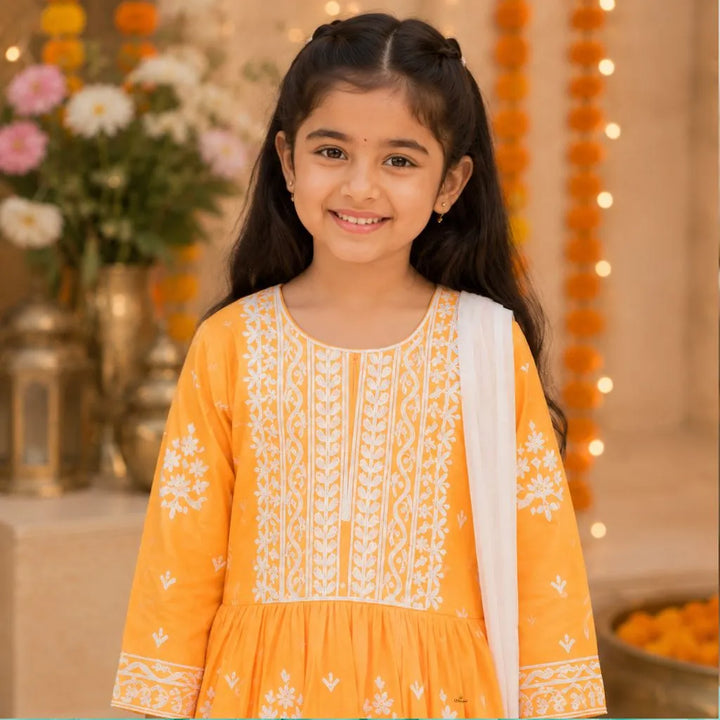 Peach Girls Printed Kurta Set