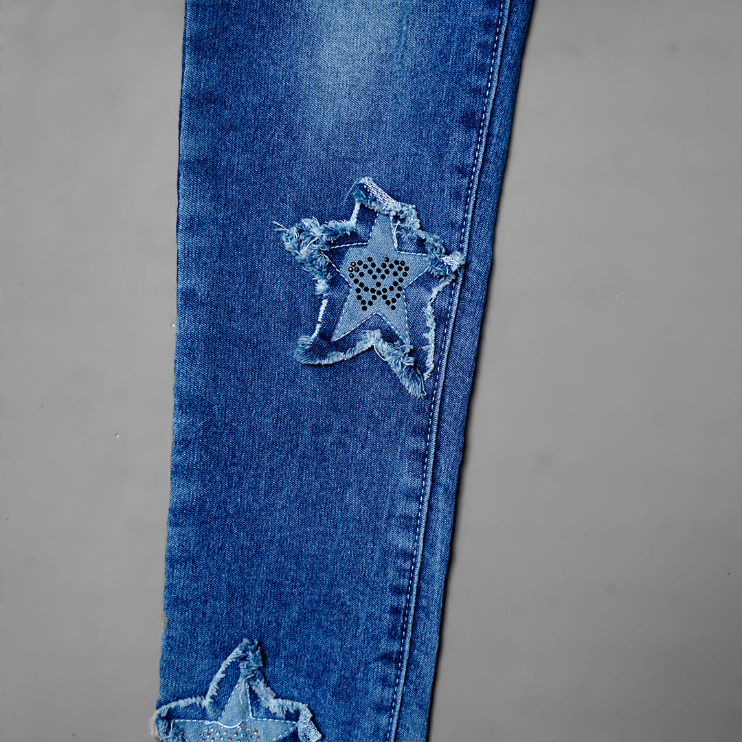 Girls Slim fit Jeans Close Up View