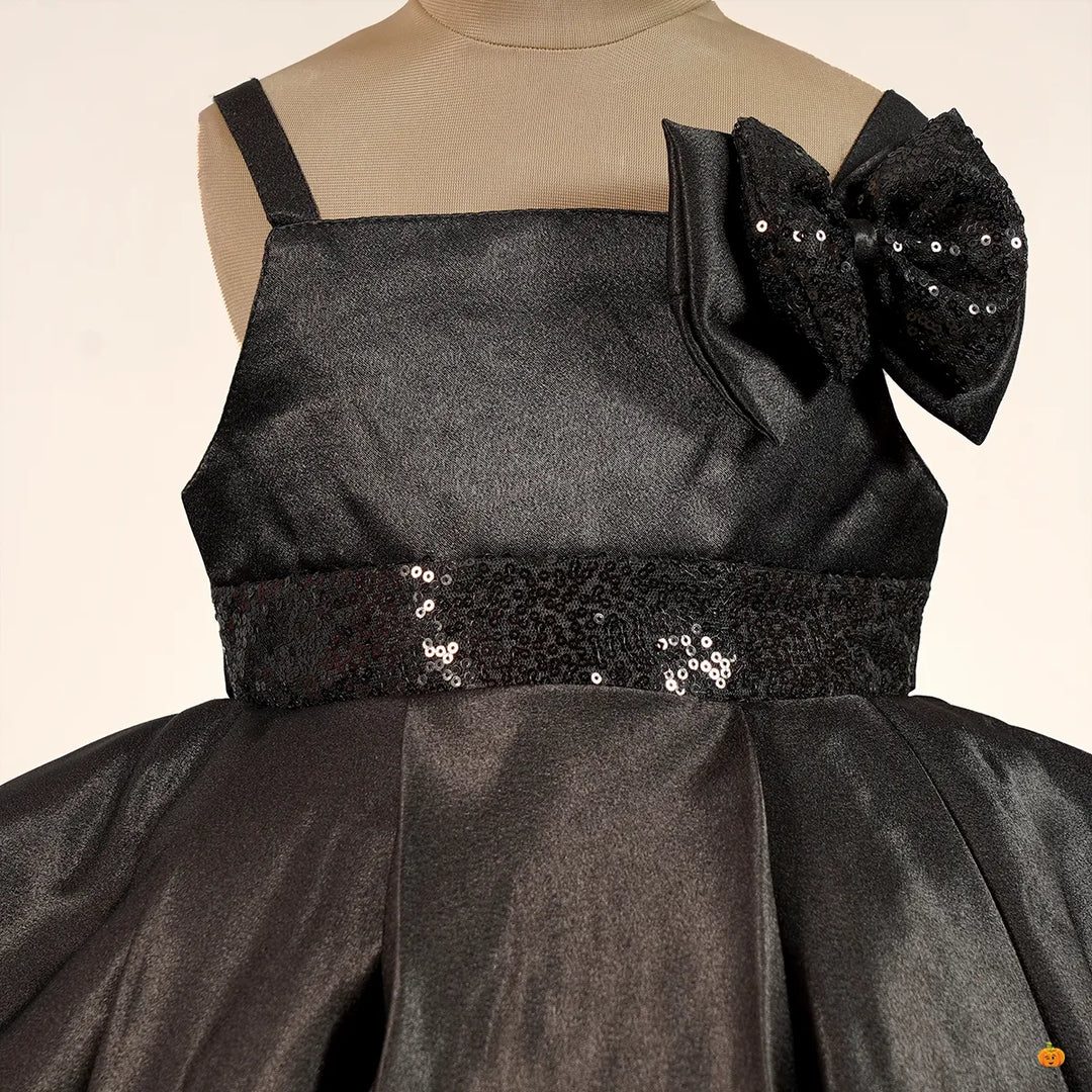High Low Pattern Party Wear Girls Frock with Bow Close Up View