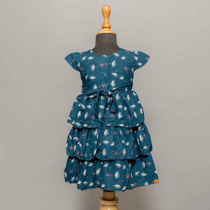 Kids Frock With Flutter Sleeves And Frill Pattern