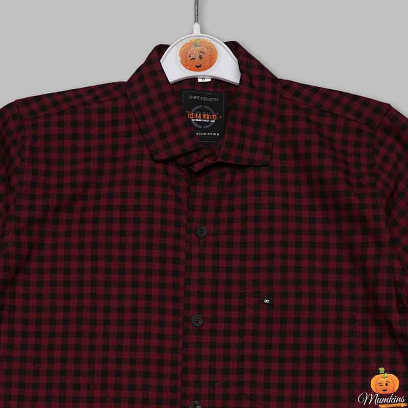  Regular Fit Checks Shirt for Boys Close Up 