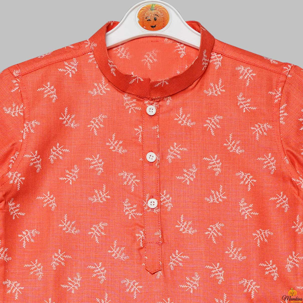 Stem Print Boys Kurta Pajama in White Close Up View