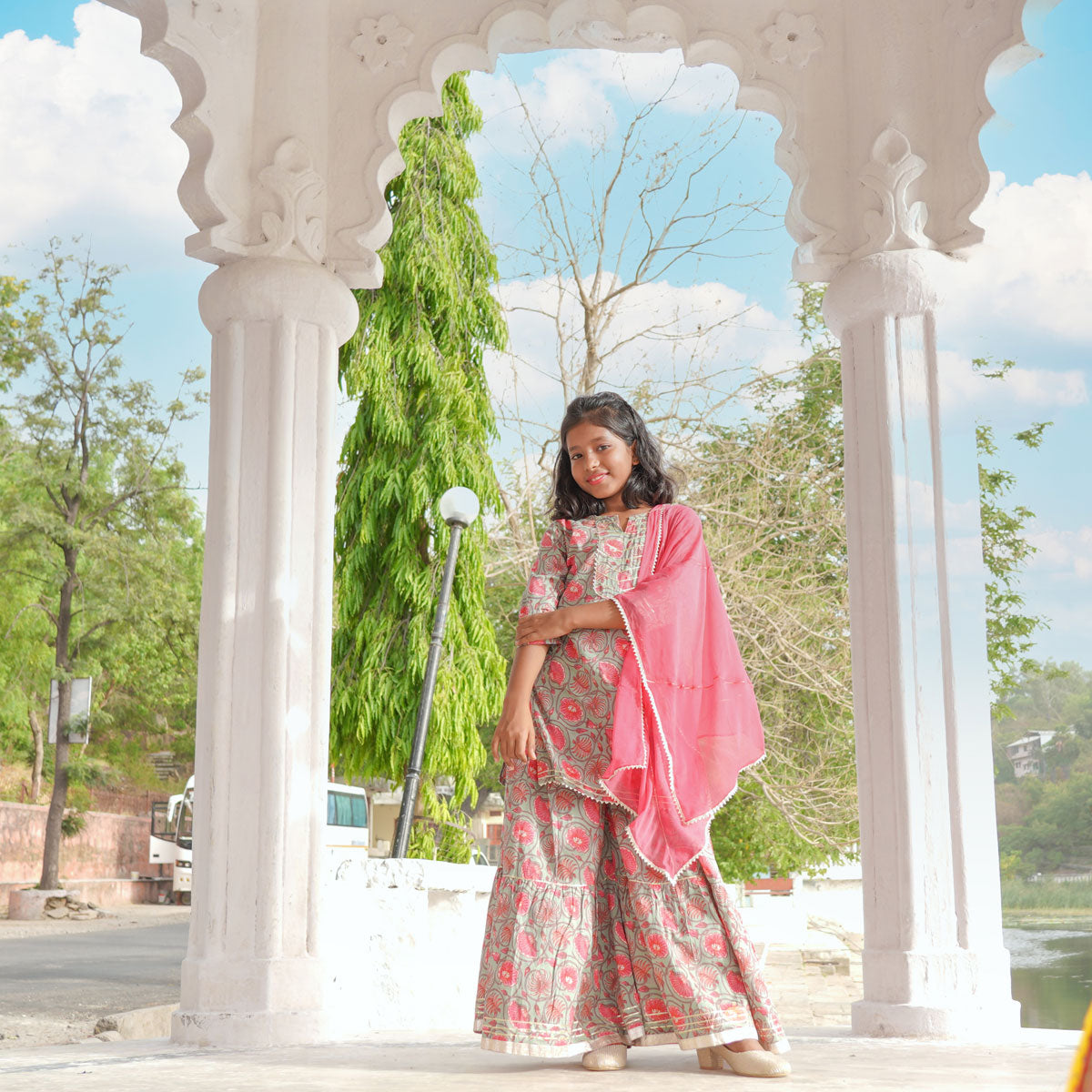 Pink Color Georgette Fabric Salwar Suit For Young Girls Or Women – Kaleendi