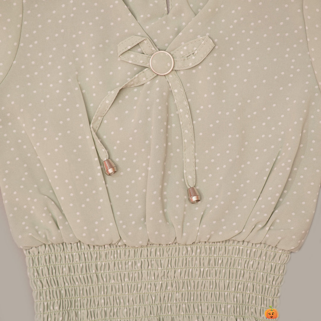 Full Sleeves Topper for Girl Kids Close Up View