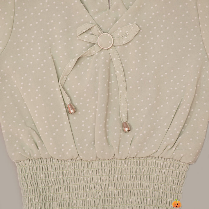 Full Sleeves Topper for Girl Kids Close Up View