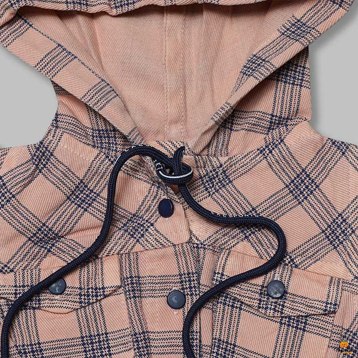 Top for Kid Girls with Sleeveless Hoodie Pattern