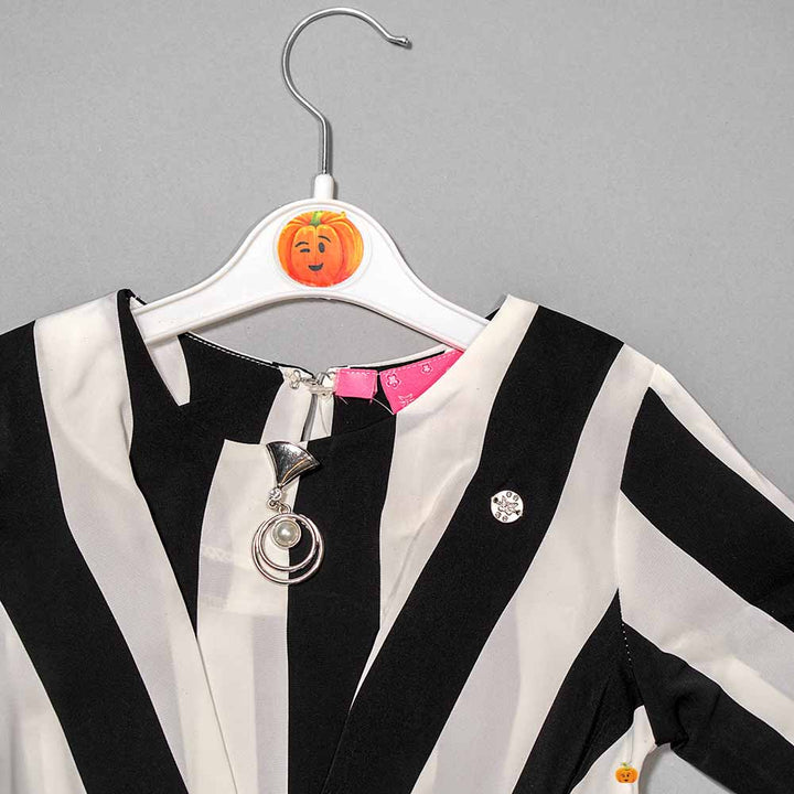 Beautiful Striped Top for Kid Girls Close Up View